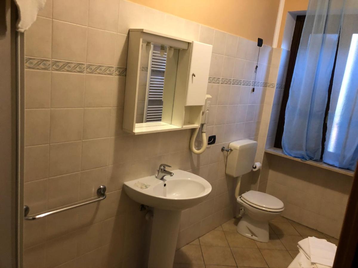 Hotel Il Gatto E La Volpe Avigliana Exteriér fotografie